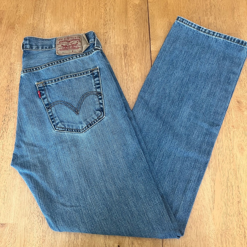 Levi's 501 Straight Leg, Button Fly Jeans - Size 34x34
